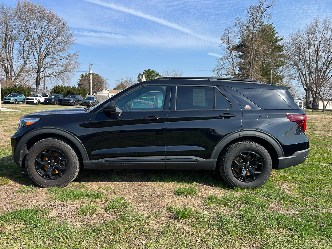 Used 2021 Ford Explorer Timberline image 2