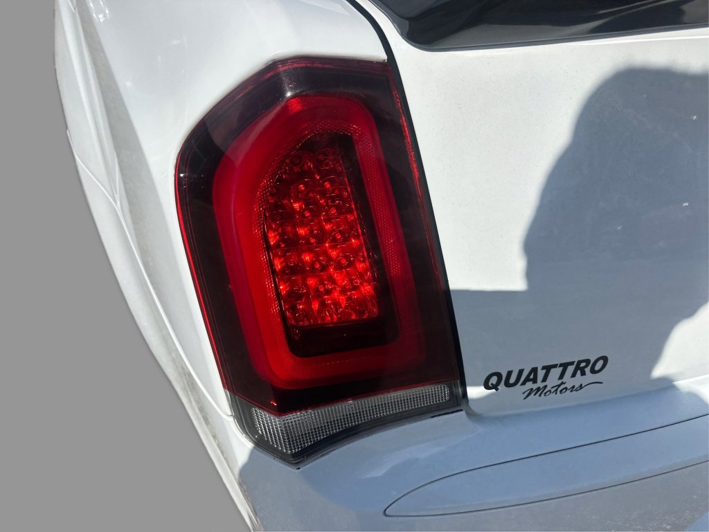 Used 2016 Chrysler 300 S image 21