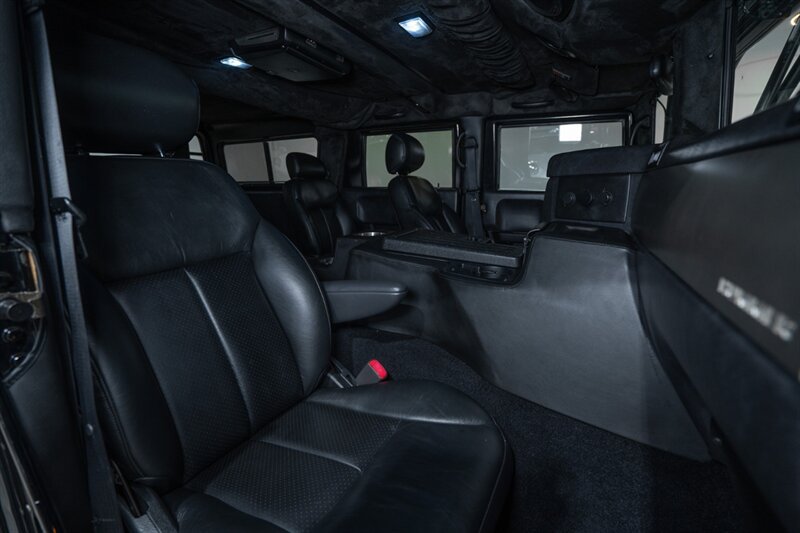 Used 2006 HUMMER H1 4-Door Wagon AWD/4WD image 38