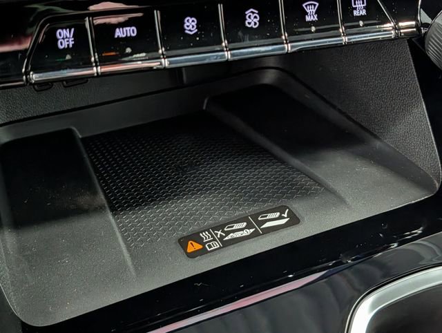 New 2026 Chevrolet Traverse LT image 26