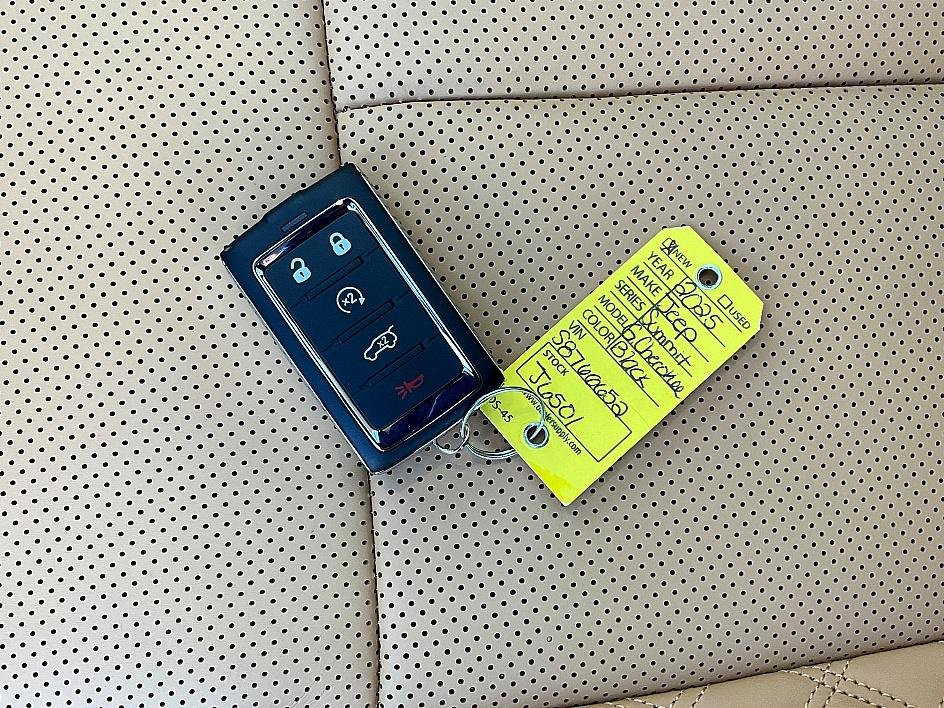 New 2025 Jeep Grand Cherokee L Summit image 42