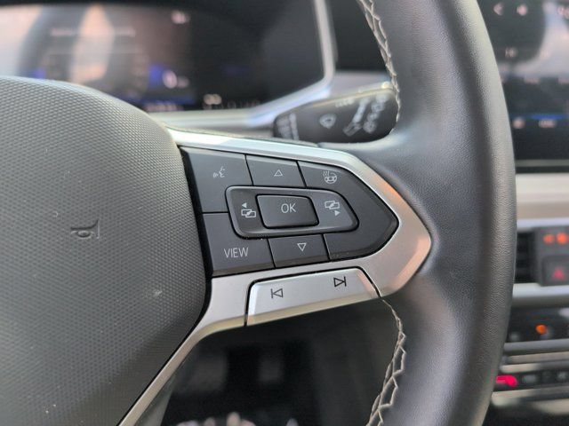 Used 2025 Volkswagen Taos SE AWD/4WD image 21