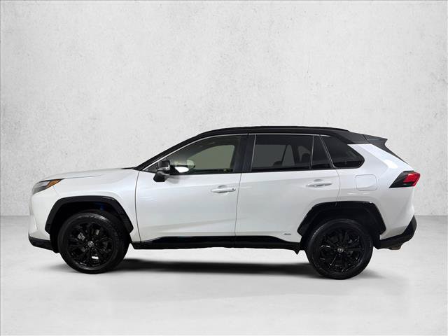 Used 2023 Toyota RAV4 XSE AWD/4WD image 7