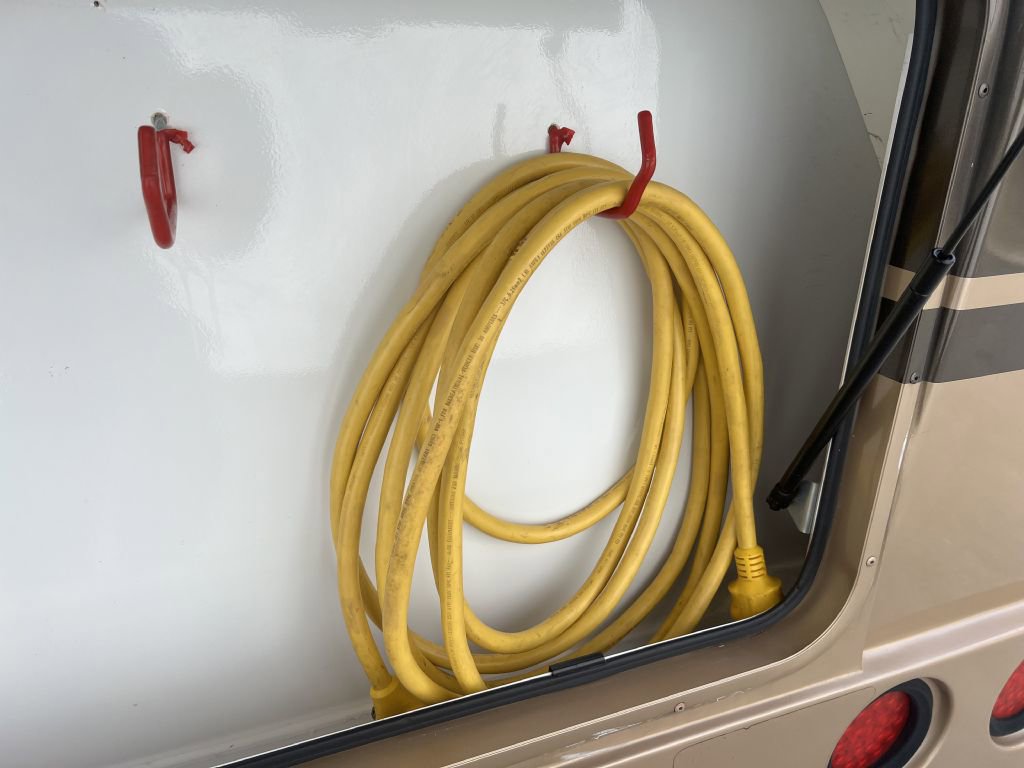 Used 2017 Ford E-450 and Econoline 450 Super Duty w/ Motorhome Prep Package image 51