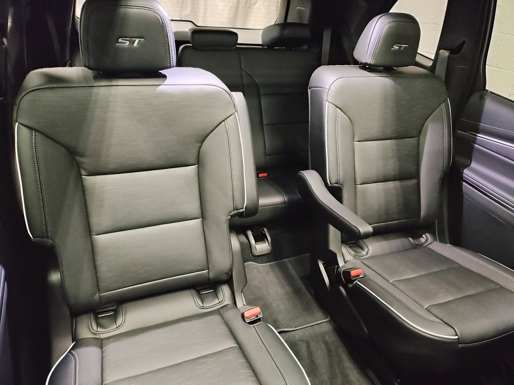 New 2026 Buick Enclave Sport Touring w/ Power Package image 10