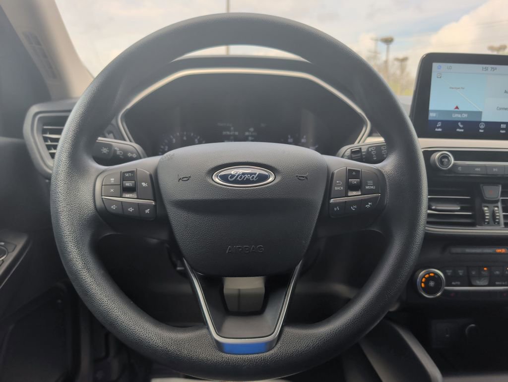 Used 2020 Ford Escape SE image 11