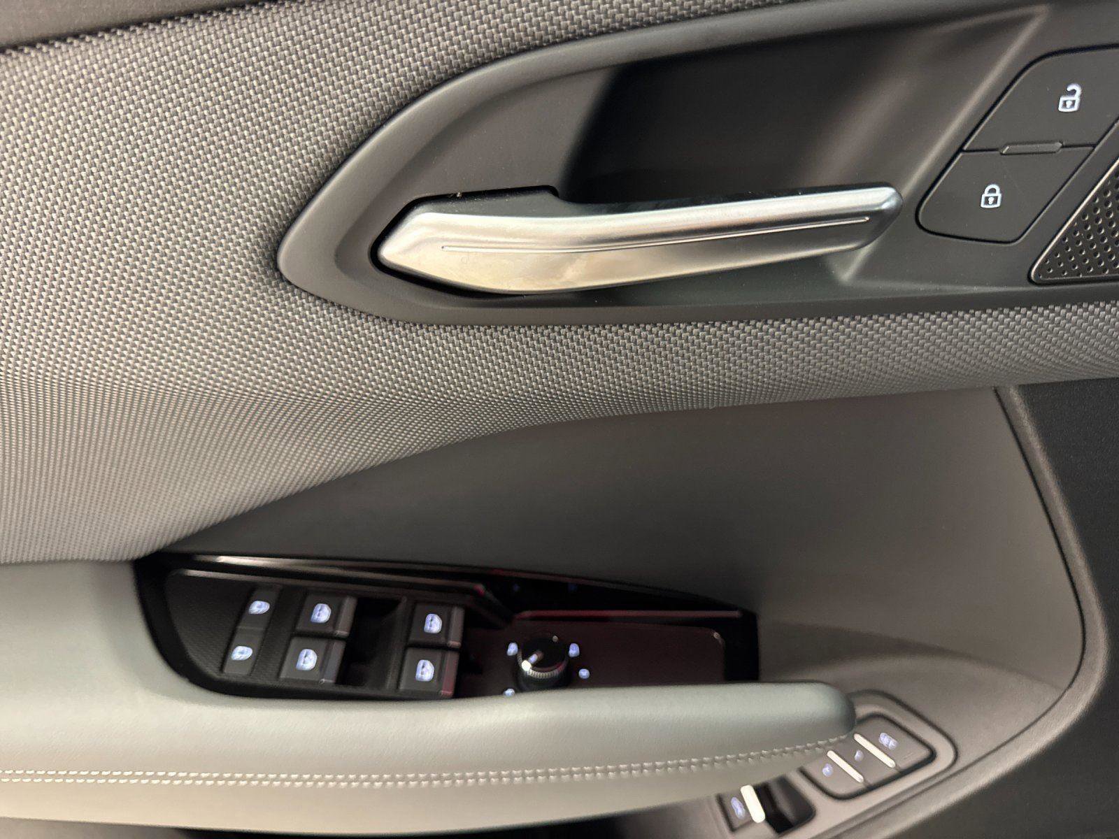 New 2026 Audi Q3 quattro 2.0T image 10