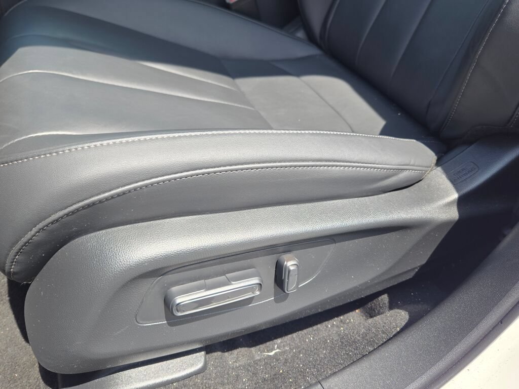 Used 2025 Acura ADX AWD image 24