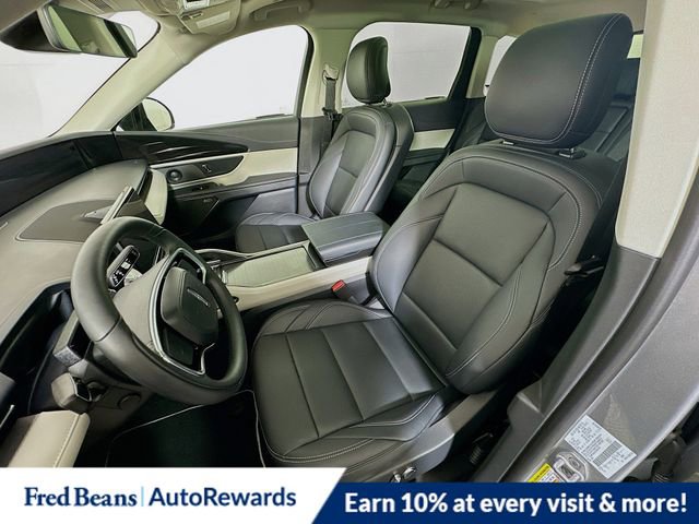 New 2025 Lincoln Nautilus Premier w/ Equipment Group 102A image 15