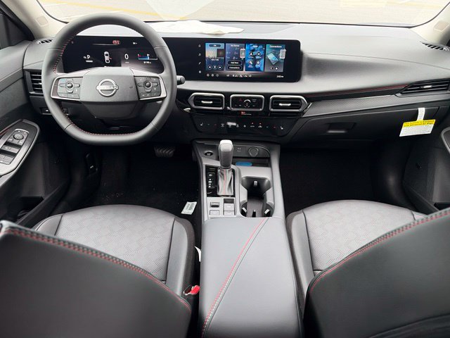 New 2027 Nissan Sentra SR w/ SR Premium Package FWD image 32