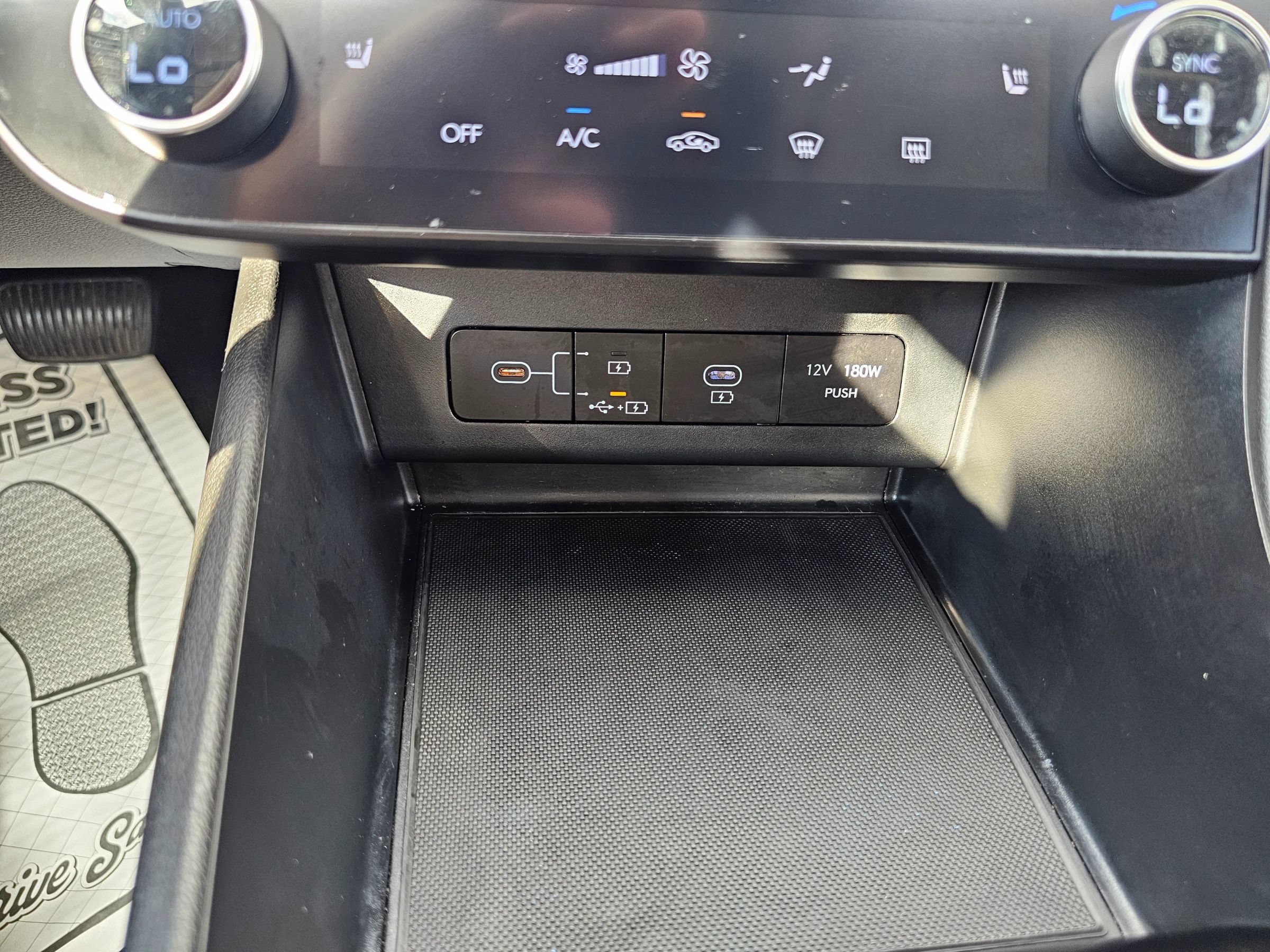 Used 2025 Hyundai Sonata SEL FWD image 28