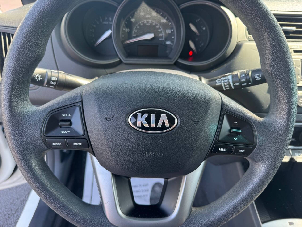 Used 2015 Kia Rio LX w/ Power Package FWD image 9