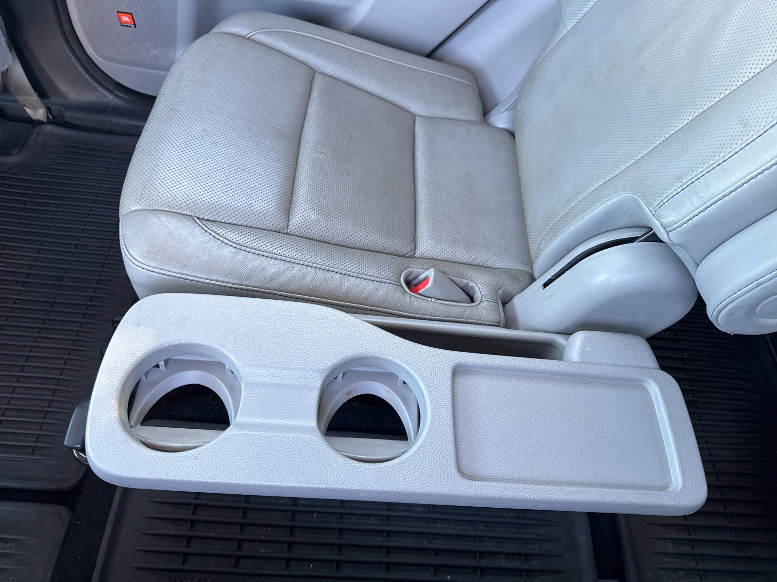 Used 2014 Toyota Highlander Limited image 13