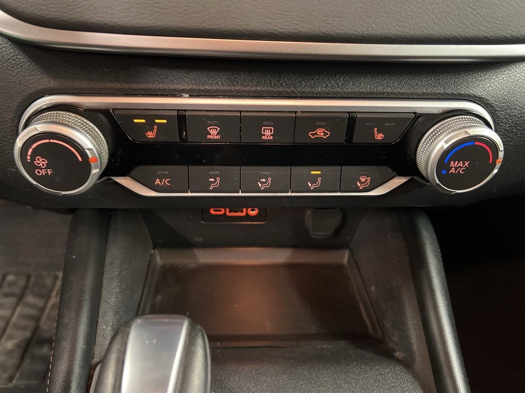 Used 2021 Nissan Altima 2.5 SR w/ SR Premium Package image 13