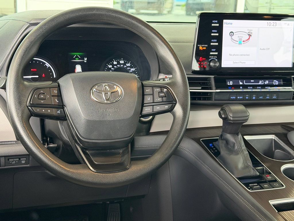 Certified 2022 Toyota Sienna LE AWD/4WD image 32