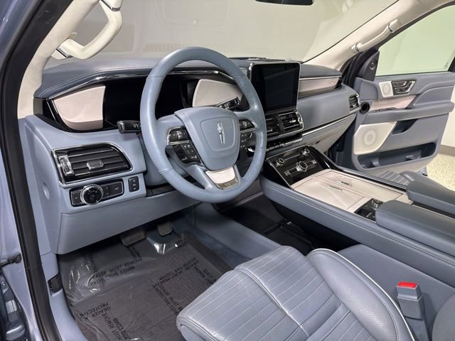 Used 2019 Lincoln Navigator Black Label w/ Cargo Package AWD/4WD image 15