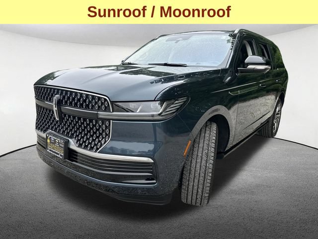 Used 2025 Lincoln Navigator Reserve AWD/4WD image 5