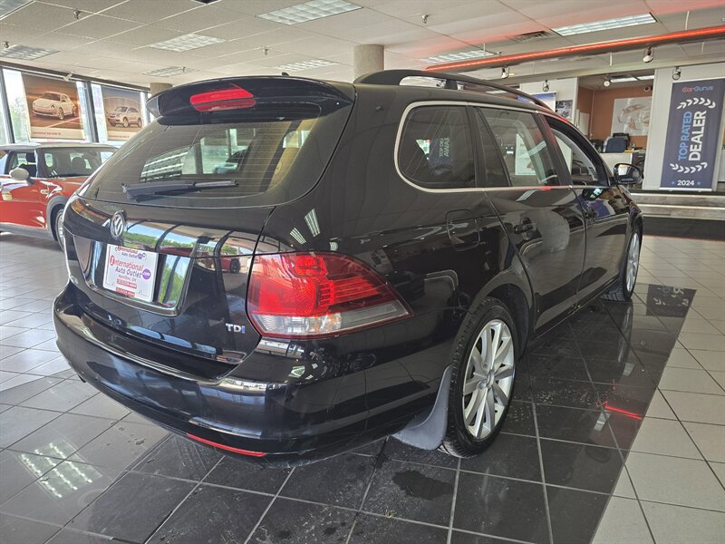 Used 2013 Volkswagen Jetta TDI FWD image 4