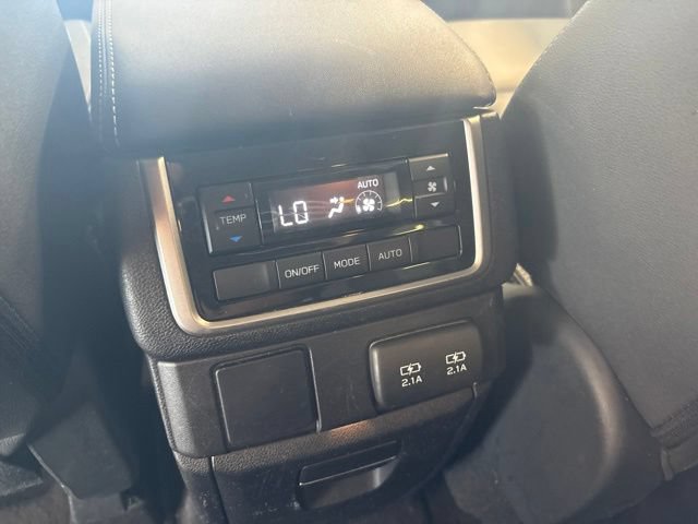 Used 2022 Subaru Ascent Onyx Edition AWD/4WD image 22