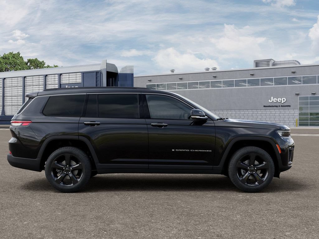 New 2026 Jeep Grand Cherokee L Limited w/ Limited Altitude Package RWD image 21