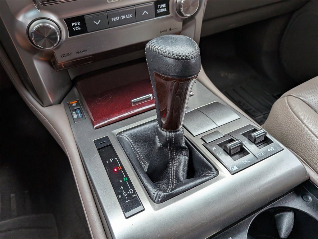 Used 2016 Lexus GX 460 image 21