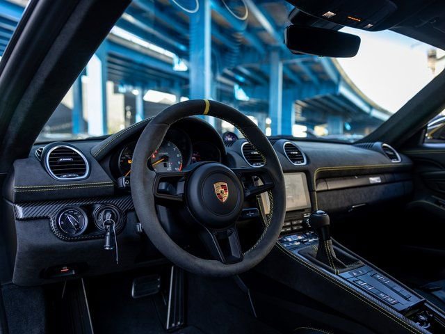 Certified 2023 Porsche 718 Cayman GT4 RS image 4