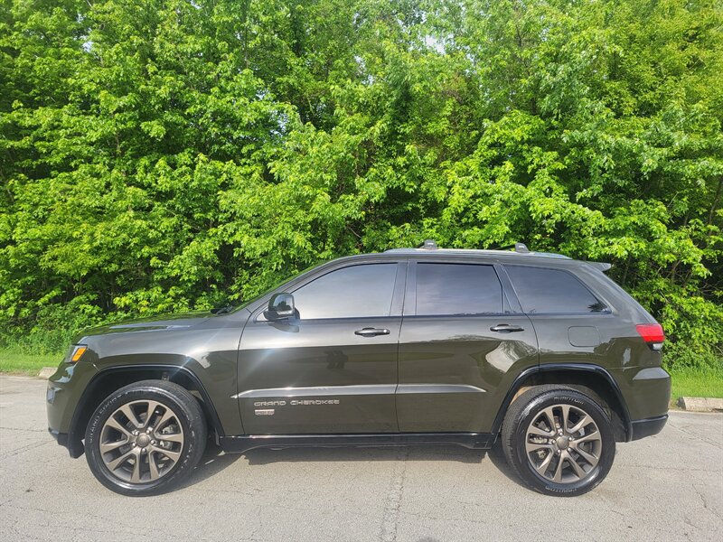Used 2016 Jeep Grand Cherokee Limited 75th Anniversary AWD/4WD image 3