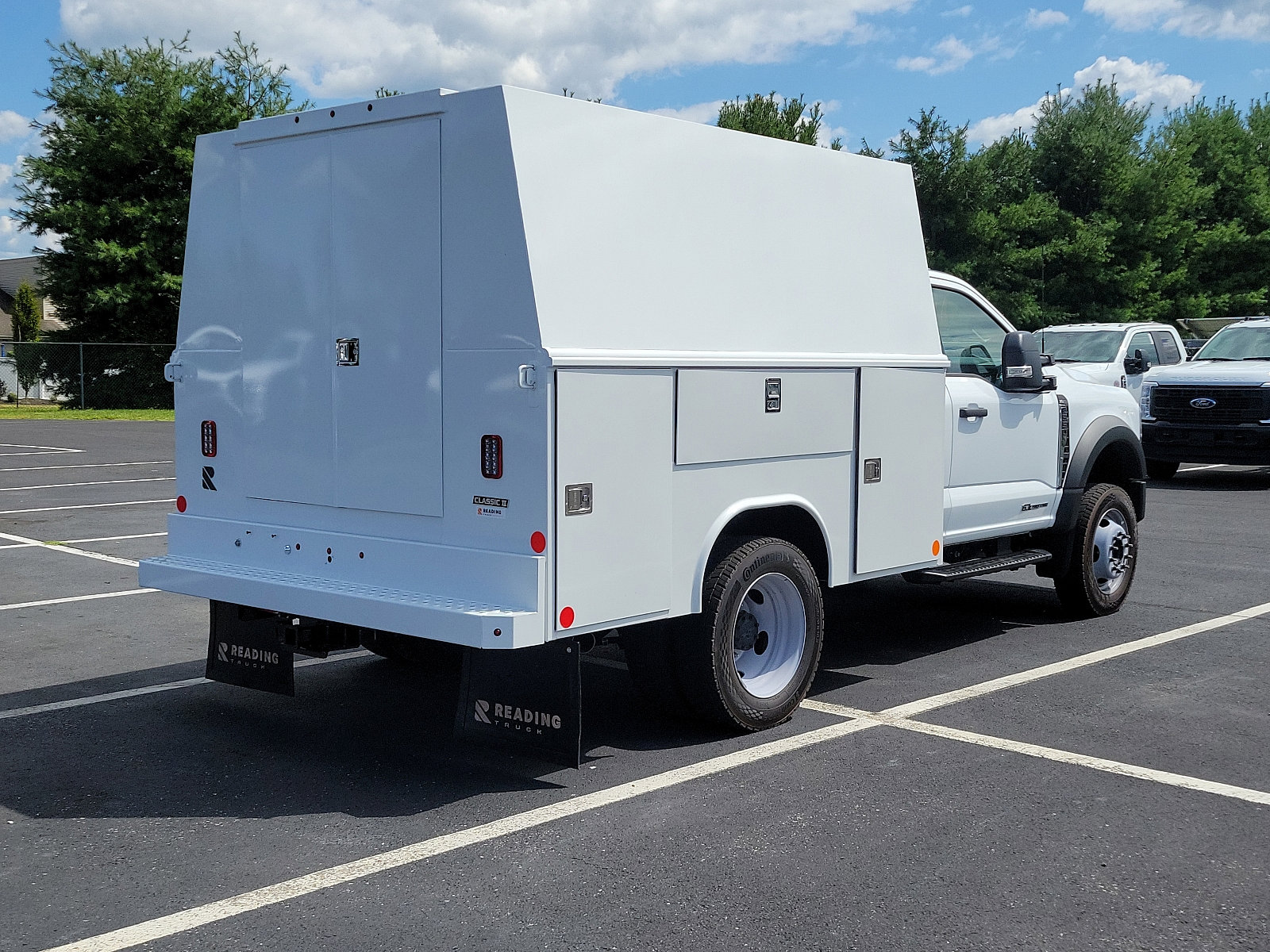 Used 2024 Ford F550 4x4 Regular Cab Super Duty image 6