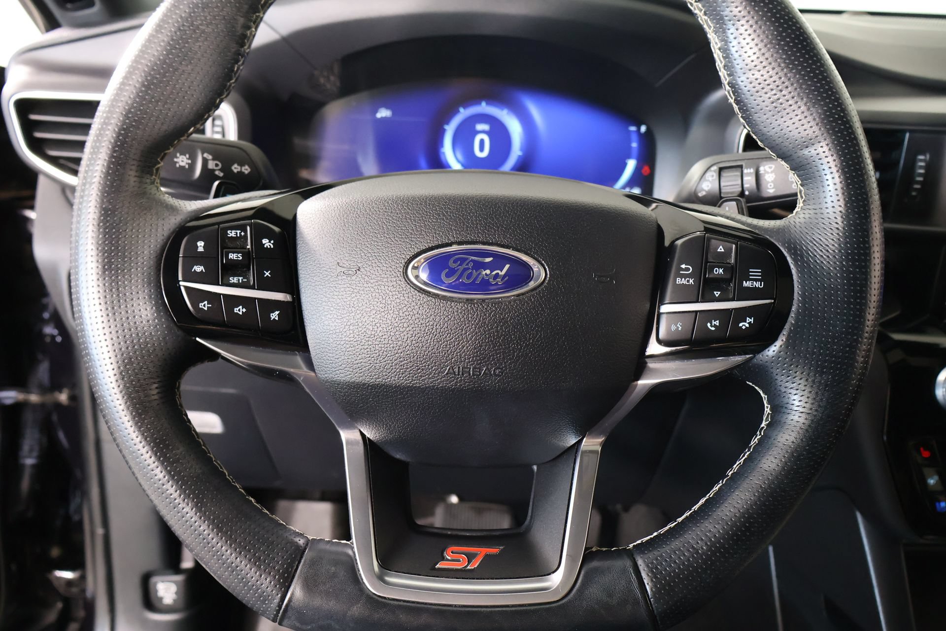 Used 2021 Ford Explorer ST w/ Equipment Group 401A AWD/4WD image 3