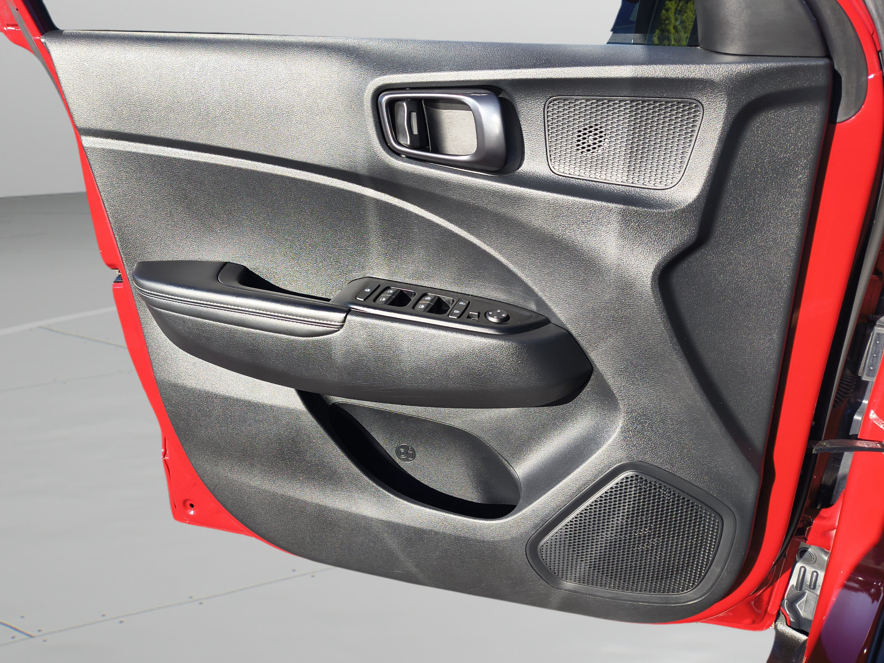 Certified 2023 Hyundai Venue Limited FWD image 20