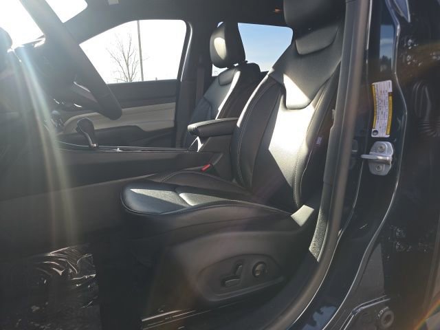 New 2026 Jeep Compass Limited image 9