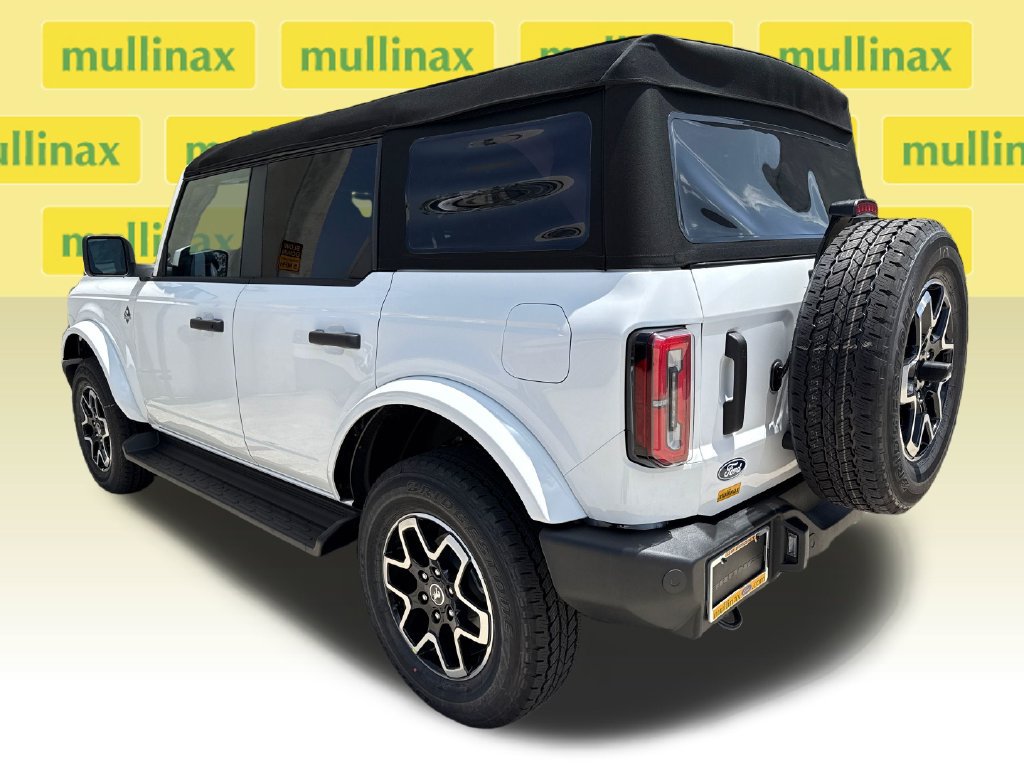New 2026 Ford Bronco Outer Banks AWD/4WD image 4