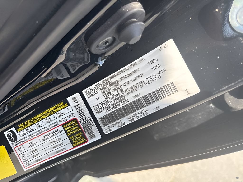 Used 2025 Toyota Tundra SR5 AWD/4WD image 37