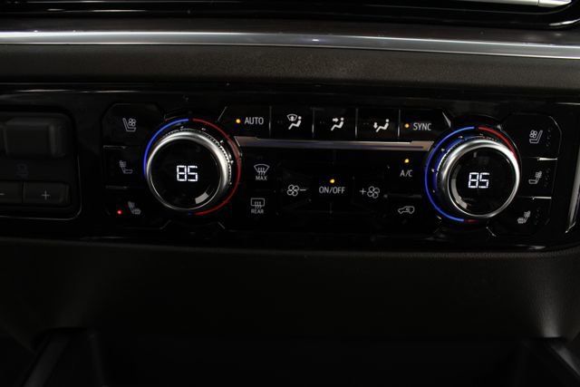 New 2026 GMC Sierra 1500 SLT image 7