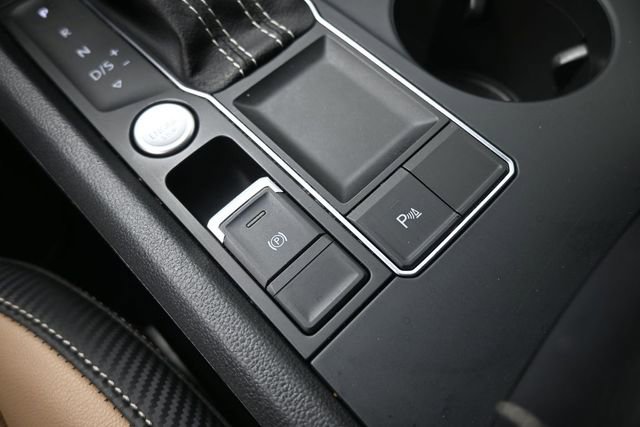 Used 2021 Volkswagen Atlas Cross Sport SE FWD image 9