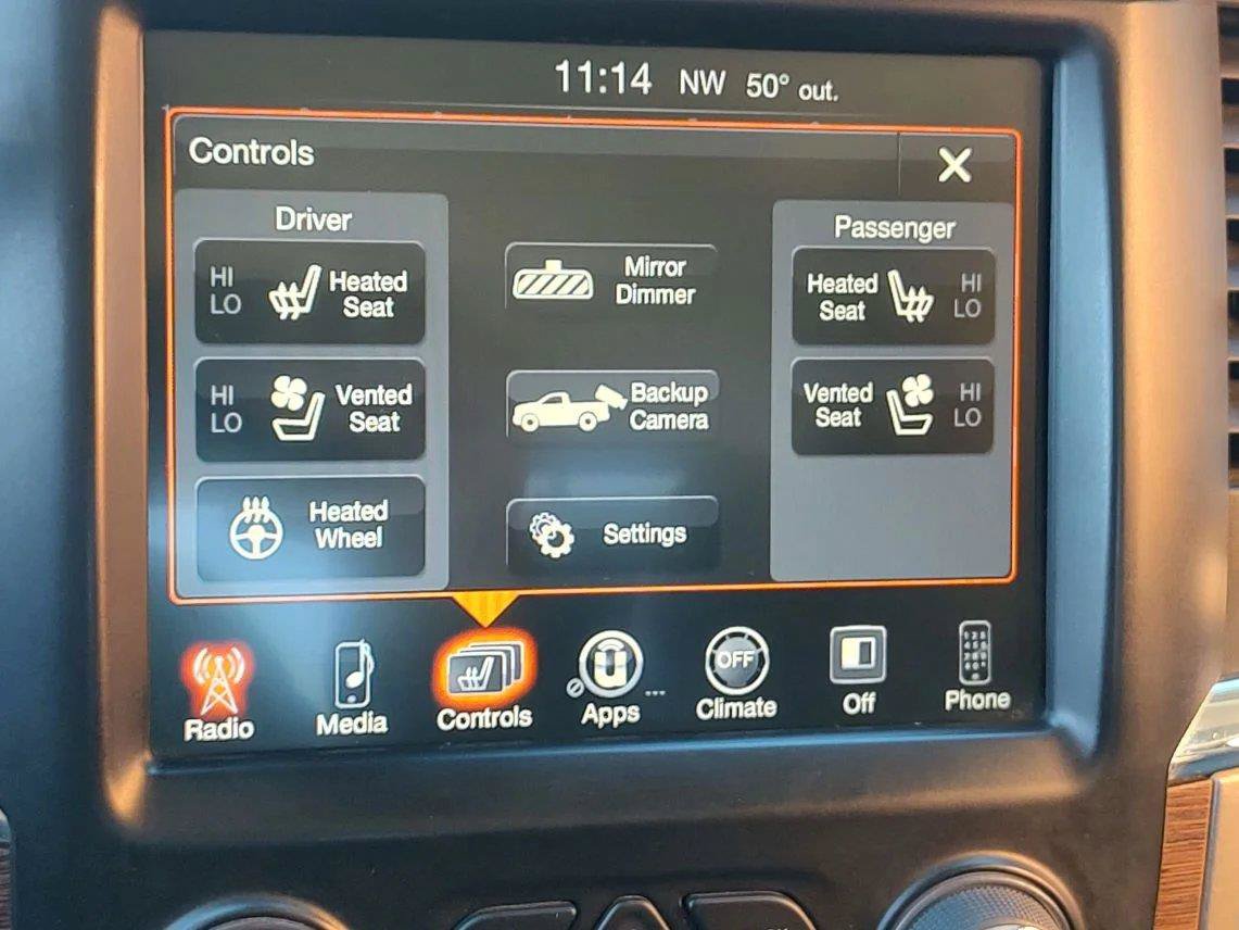 Used 2016 RAM 2500 Laramie AWD/4WD image 19