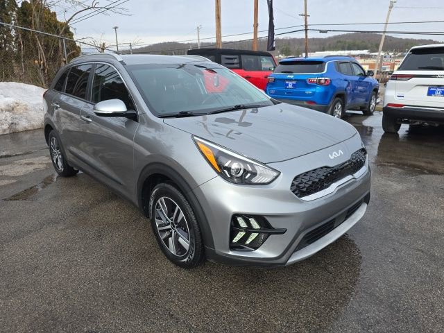 Used 2022 Kia Niro EX image 8