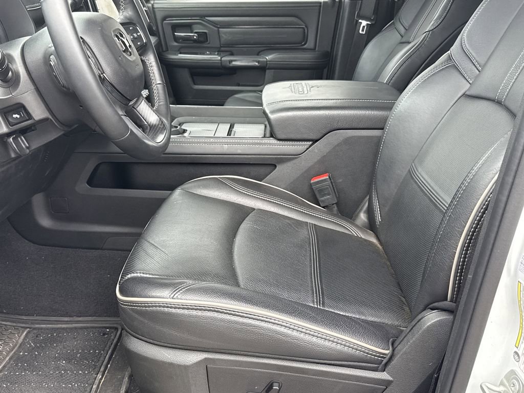 Used 2024 RAM 2500 Limited AWD/4WD image 9