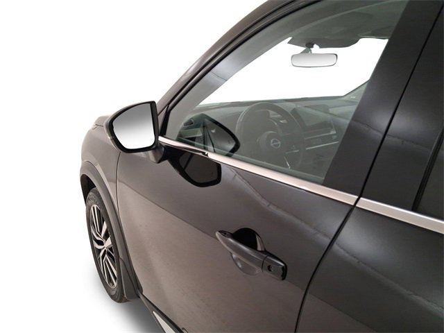 Used 2024 Nissan Pathfinder Platinum w/ Black Appearance Package image 10