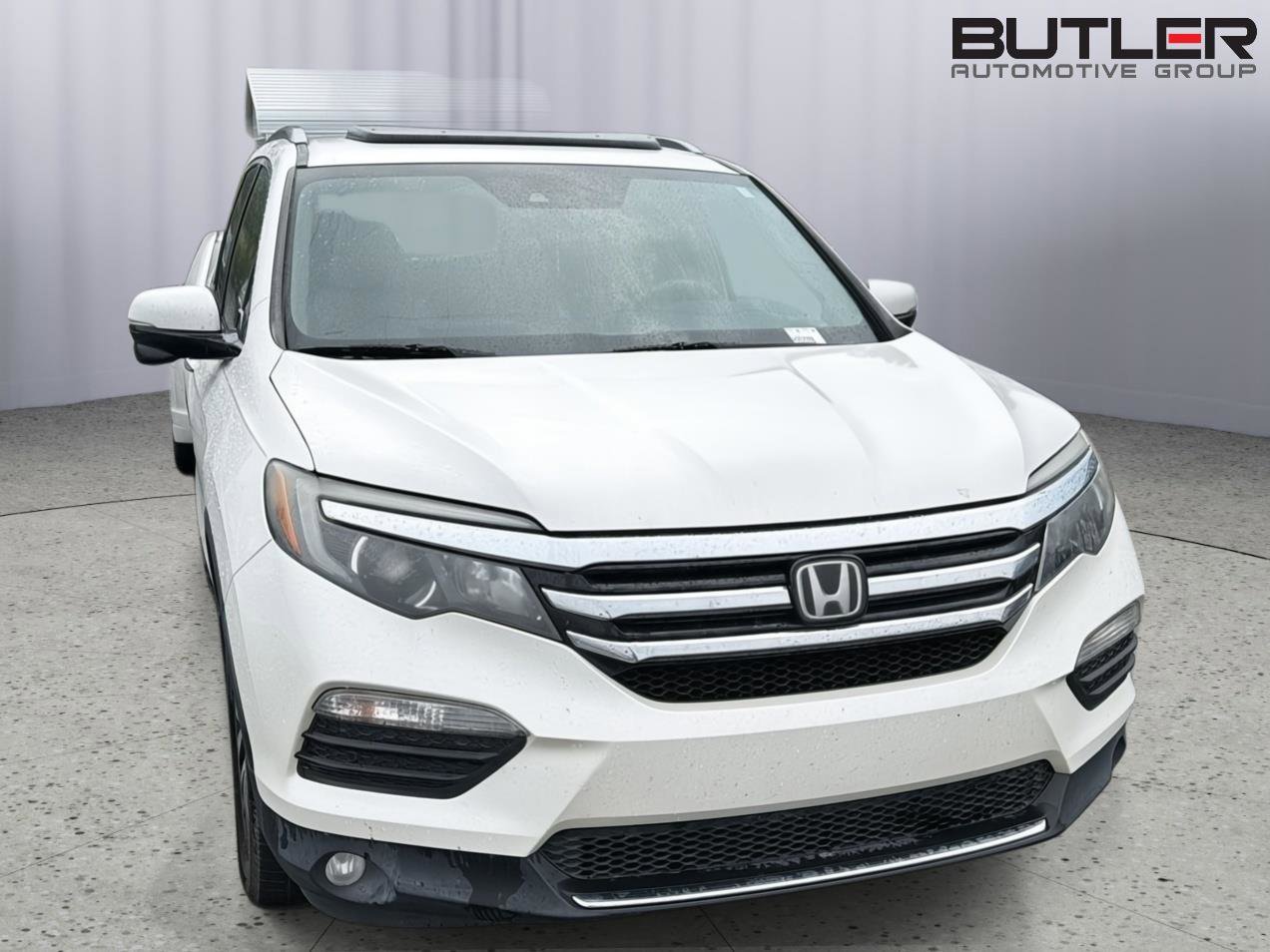 Used 2017 Honda Pilot Touring image 5