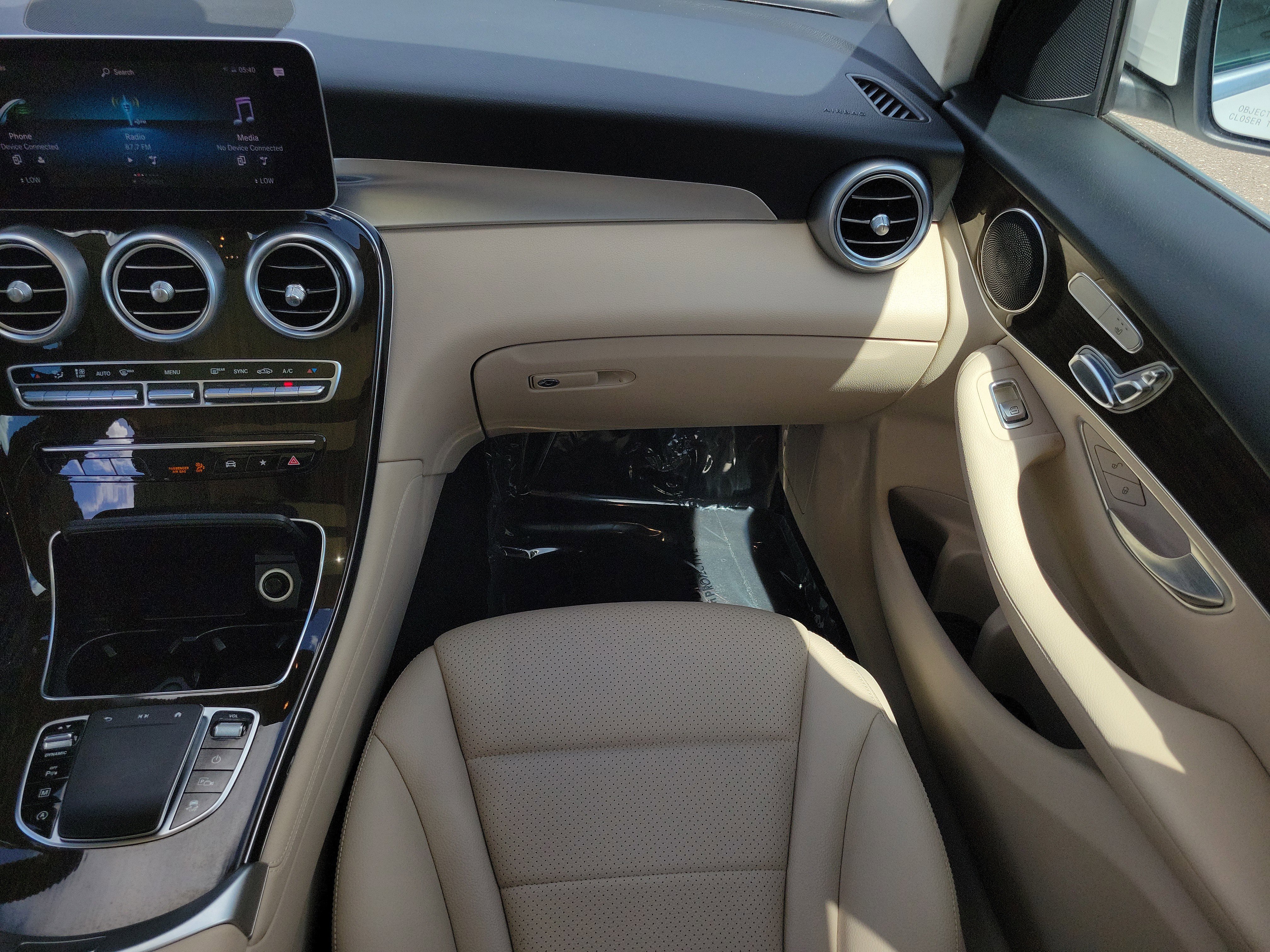 Certified 2021 Mercedes-Benz GLC 300 image 18