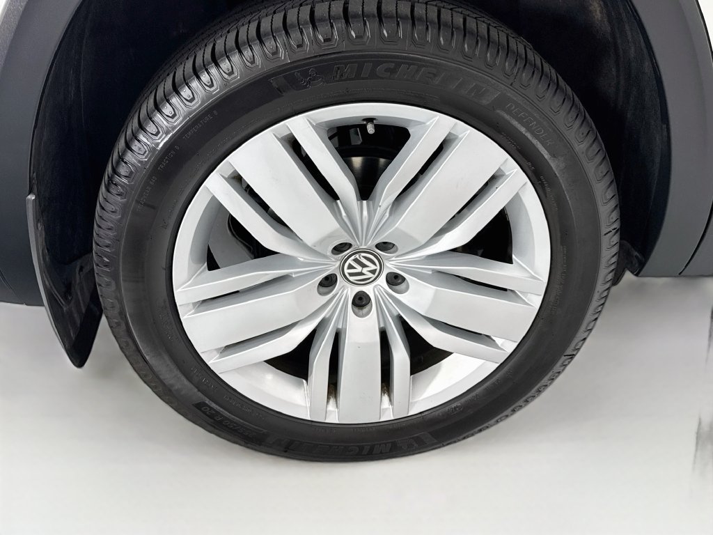 Used 2018 Volkswagen Atlas SEL Premium AWD/4WD image 32