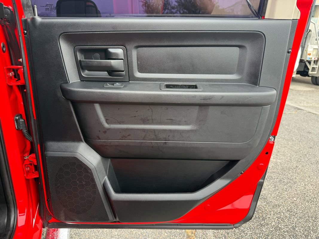 Used 2013 RAM 2500 Tradesman w/ Chrome Appearance Group AWD/4WD image 36