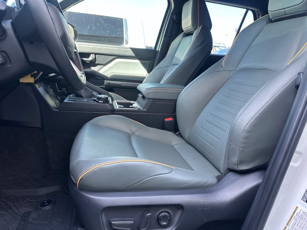 Used 2025 Toyota 4Runner Trailhunter AWD/4WD image 13