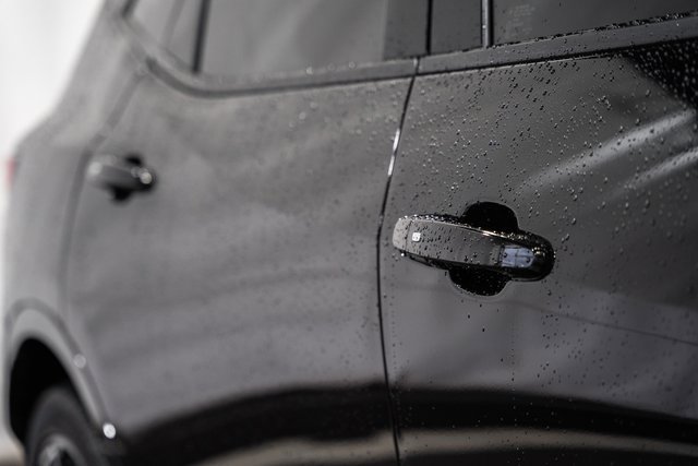 Used 2023 Chevrolet Blazer RS w/ Driver Confidence II Package image 16