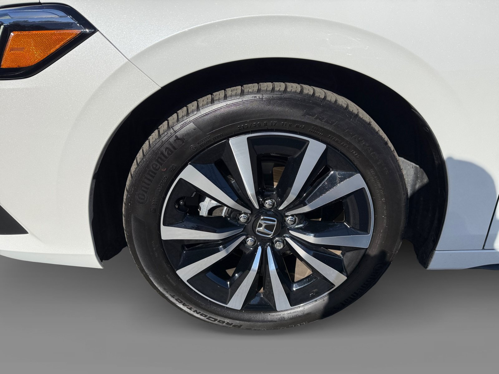 Used 2023 Honda Civic EX-L image 9