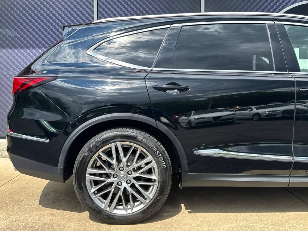 Used 2023 Acura MDX SH-AWD w/ Advance Package image 5