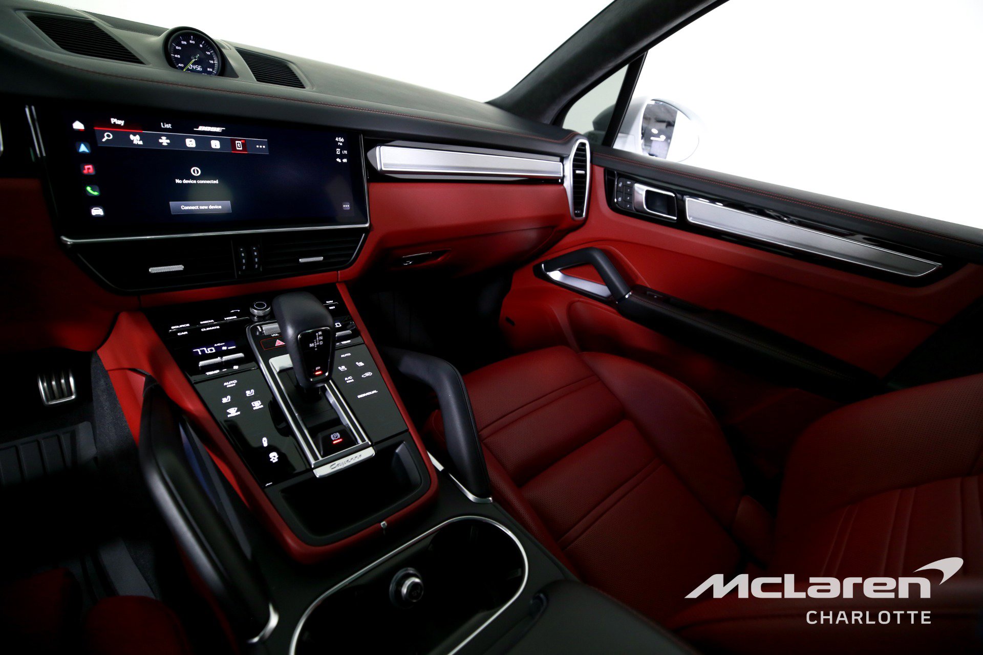 Used 2023 Porsche Cayenne Turbo S image 15