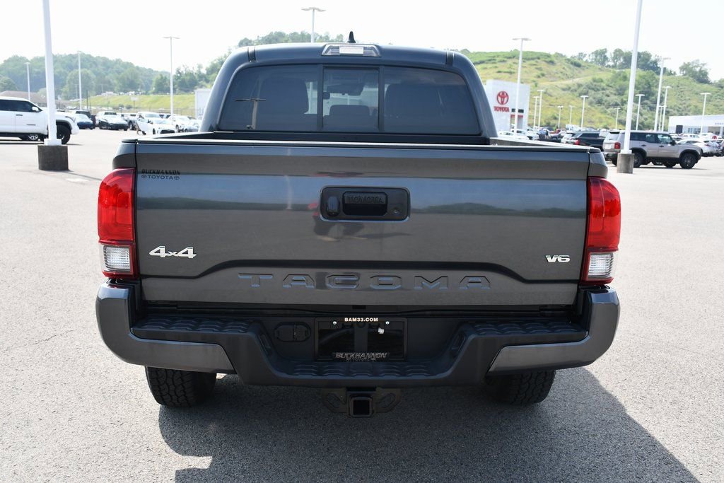 Used 2022 Toyota Tacoma SR image 6