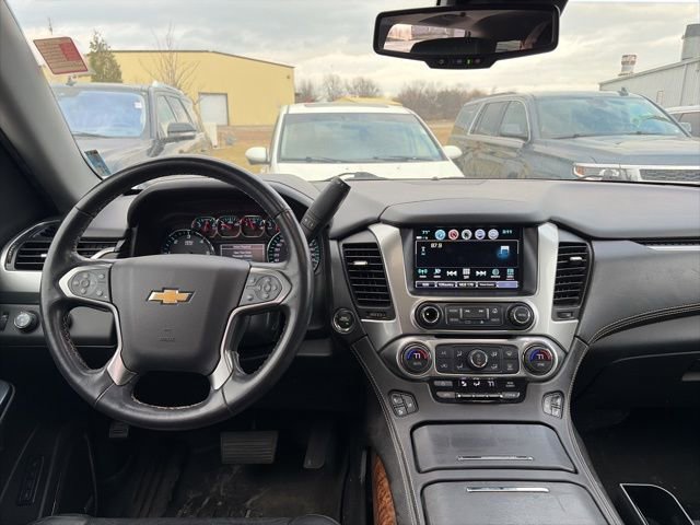 Used 2020 Chevrolet Suburban Premier image 13